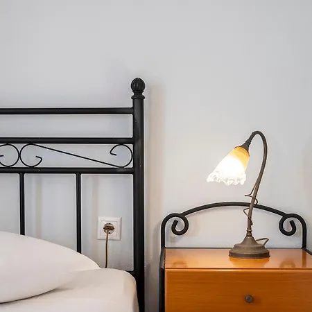 Agnadi Blue Lägenhet Diakofti