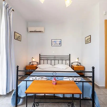 Apartment Agnadi Blue Diakofti