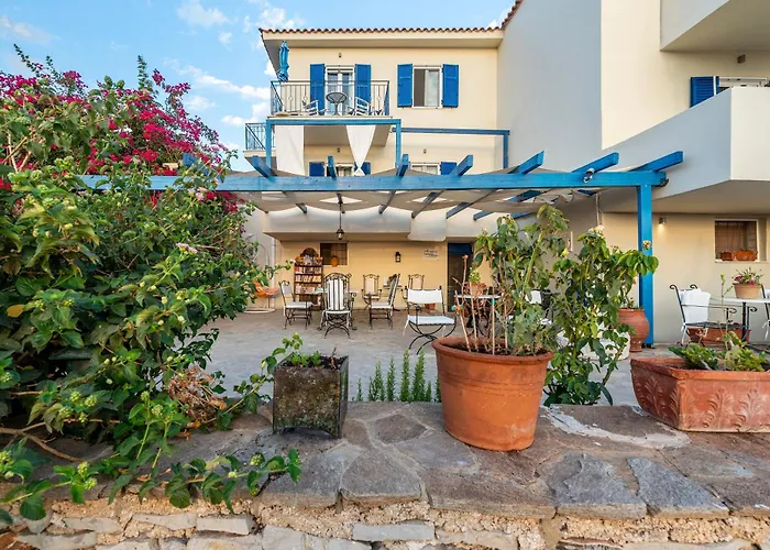 Agnadi Blue شقة Diakofti